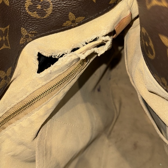 Louis Vuitton Bag - Picture 8 of 14